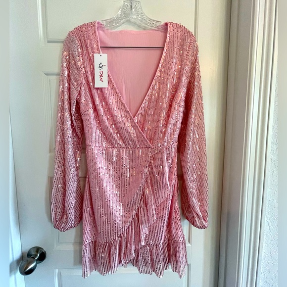 D&M Mini Long Sleeve Dress NWT - Picture 1 of 11